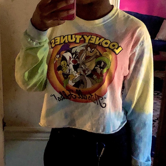 Looney tunes crop top - Picture 3 of 9